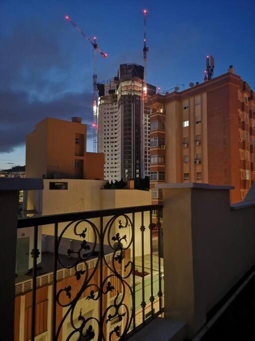 Lujoso Piso Centro Aparcamiento Privado, Terraza & Ac Appartement Málaga Buitenkant foto