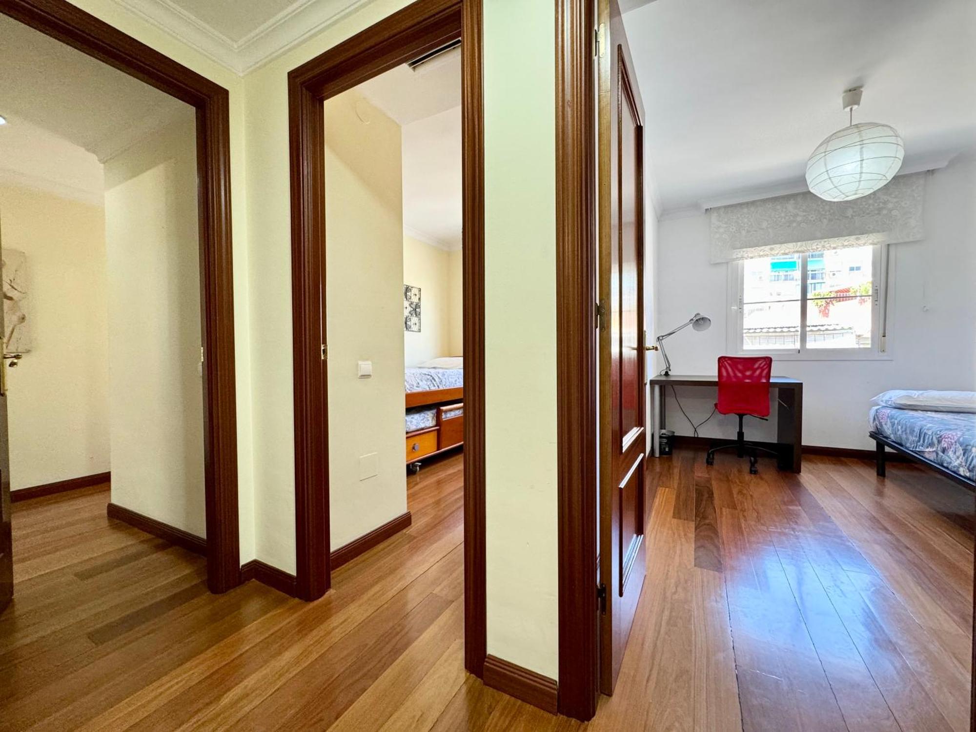 Lujoso Piso Centro Aparcamiento Privado, Terraza & Ac Appartement Málaga Buitenkant foto