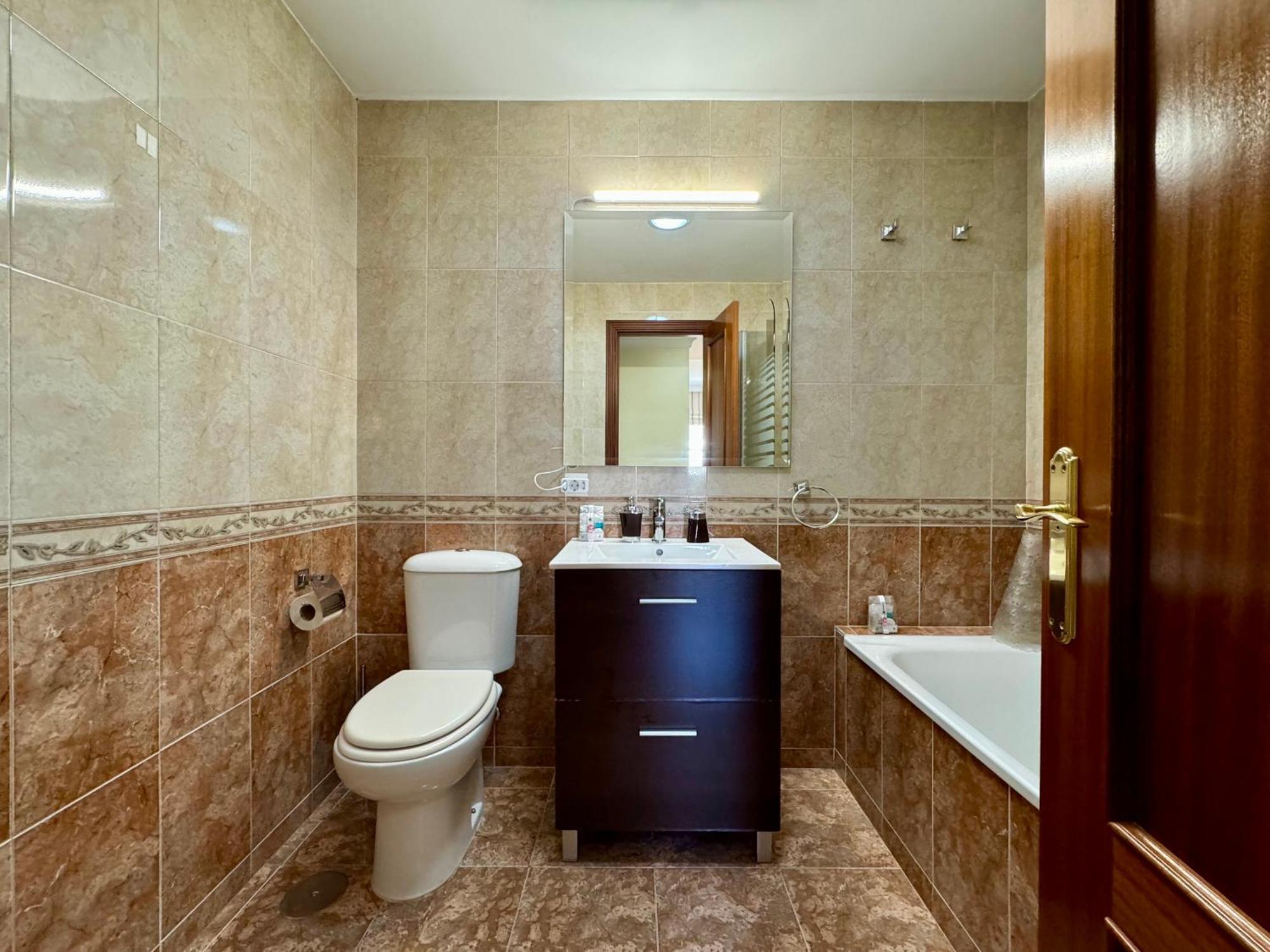Lujoso Piso Centro Aparcamiento Privado, Terraza & Ac Appartement Málaga Buitenkant foto