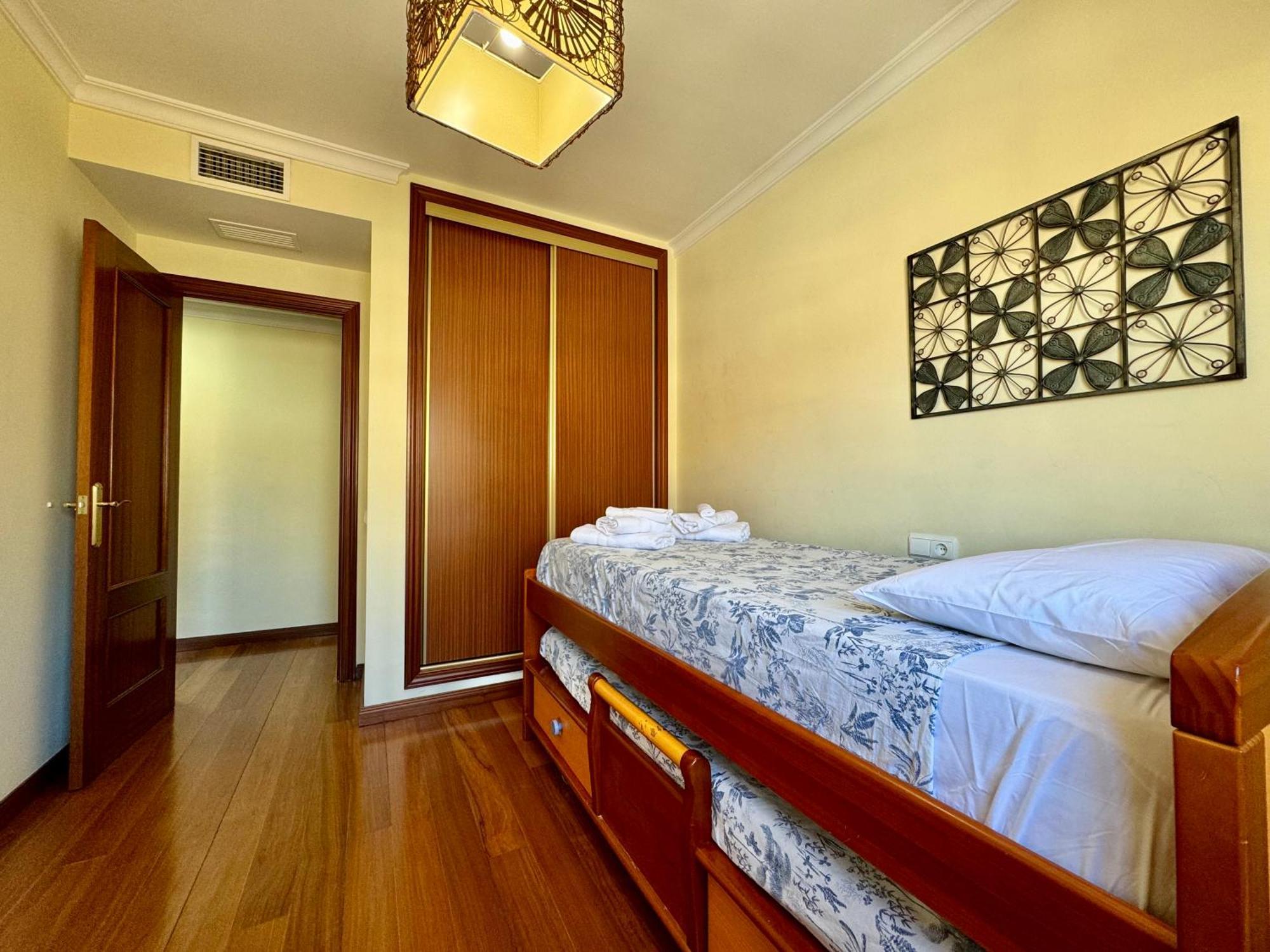 Lujoso Piso Centro Aparcamiento Privado, Terraza & Ac Appartement Málaga Buitenkant foto